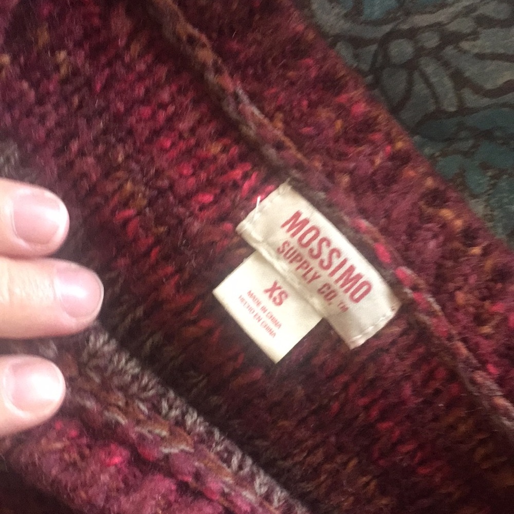 Sweater - Picture 5 of 5